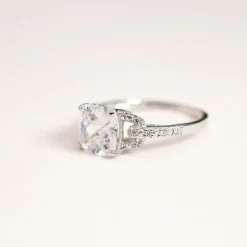 Bague argent 925 carrée zirconias
