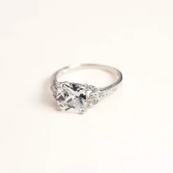 Bague argent 925 carrée zirconias