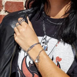 Bague argent 925 et ruthénium noir, spinelles noires et zirconias