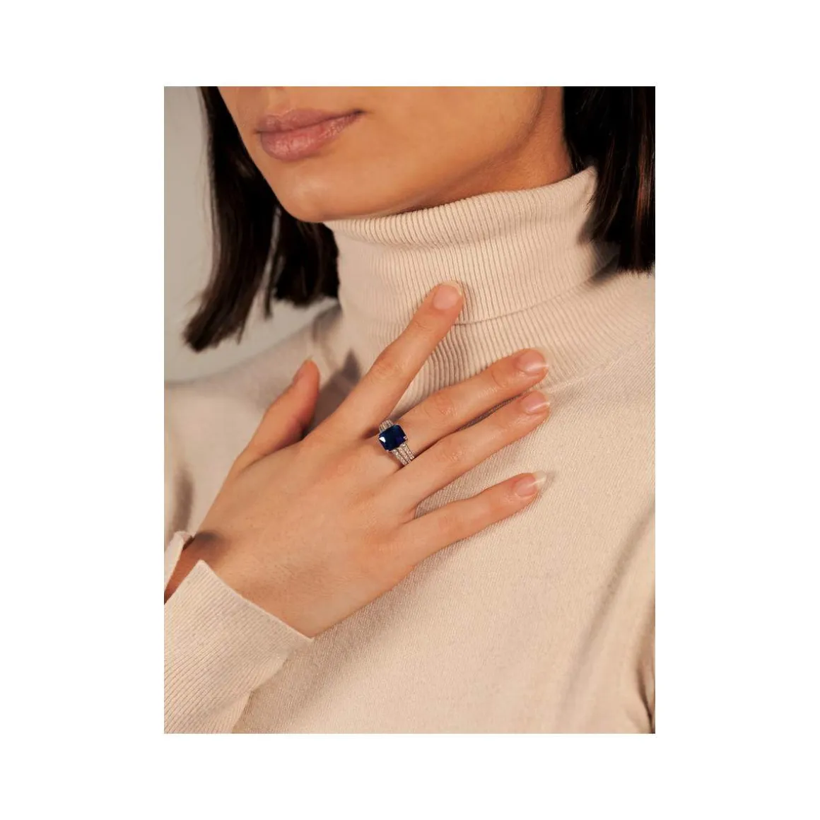 Bague argent 925 pierre bleue rectangulaire et zirconias