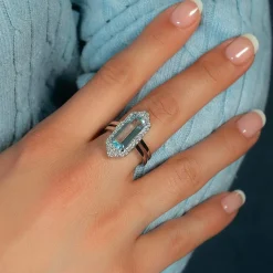 Bague argent 925 quartz bleu synthétique et zirconias