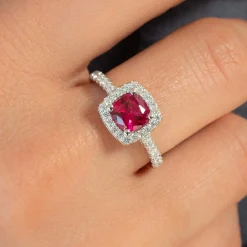 Bague argent 925 rubis synthétique rouge et zirconias
