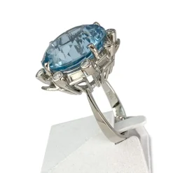 Bague d'occasion or 750 blanc aigue marine diamants