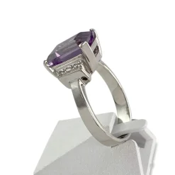 Bague d'occasion or 750 blanc améthyste diamants