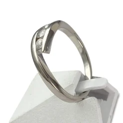 Bague d'occasion or 750 blanc diamants