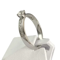Bague d'occasion or 750 blanc diamants