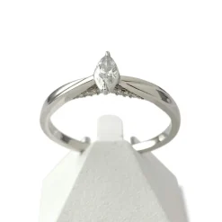 Bague d'occasion or 750 blanc diamants et saphirs