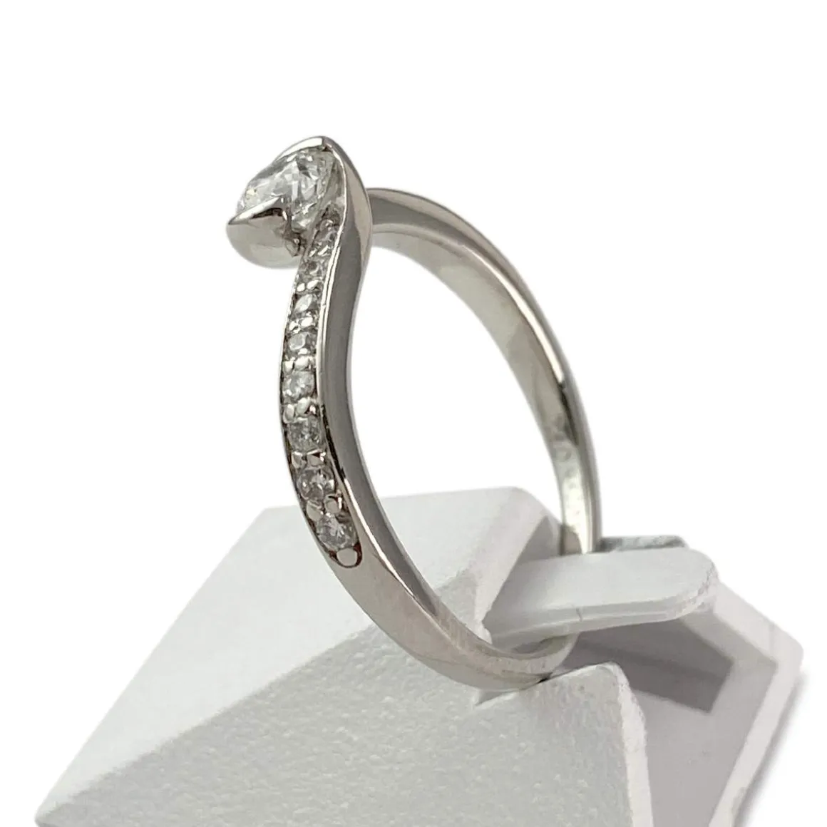 Bague d'occasion or 750 blanc diamants