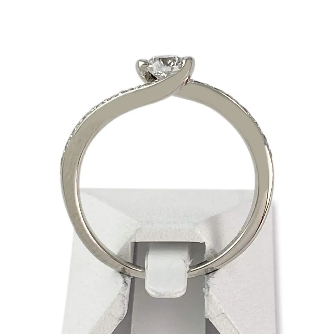 Bague d'occasion or 750 blanc diamants