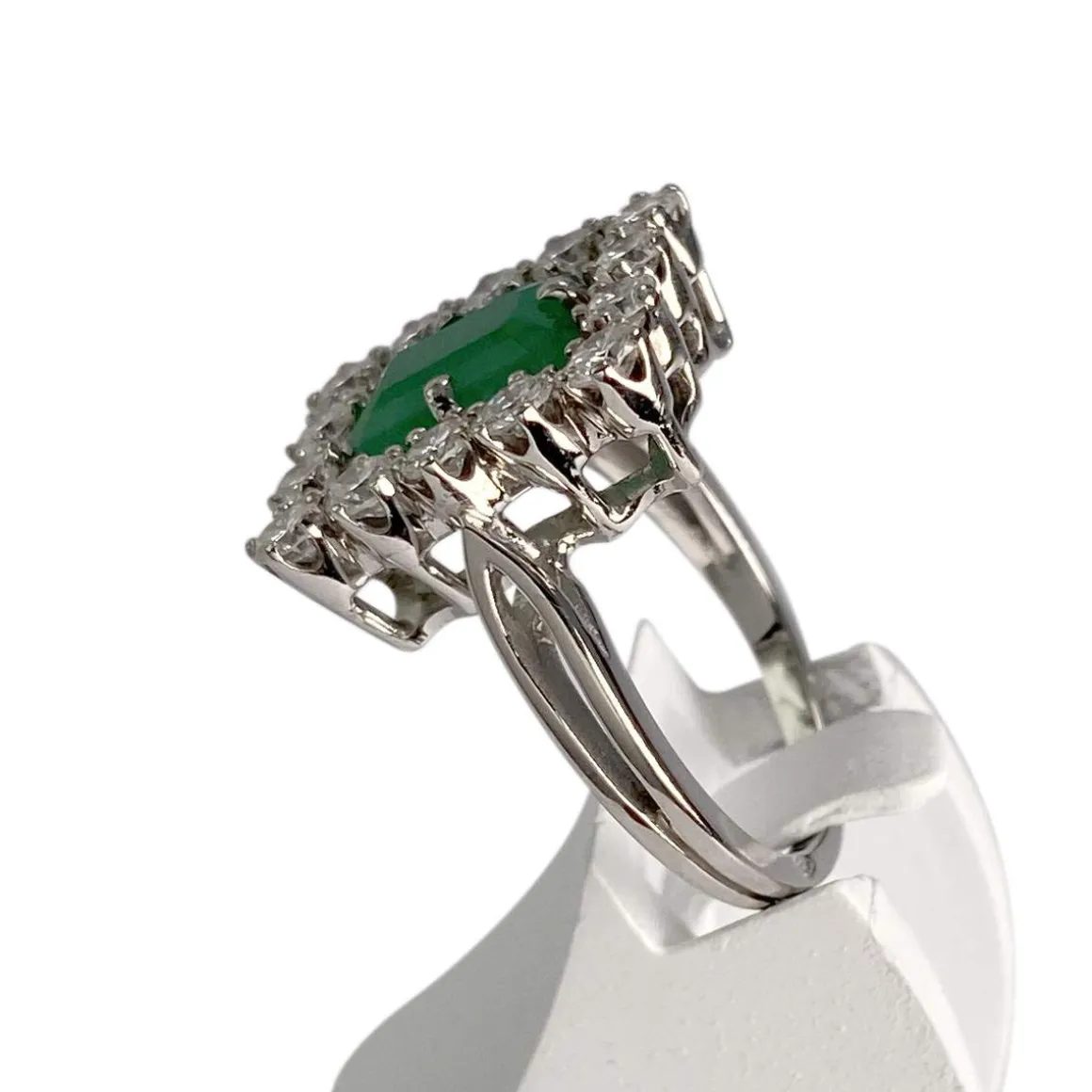 Bague d'occasion or 750 blanc diamant émeraude