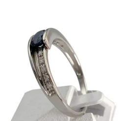 Bague d'occasion or 375 blanc diamants et saphir