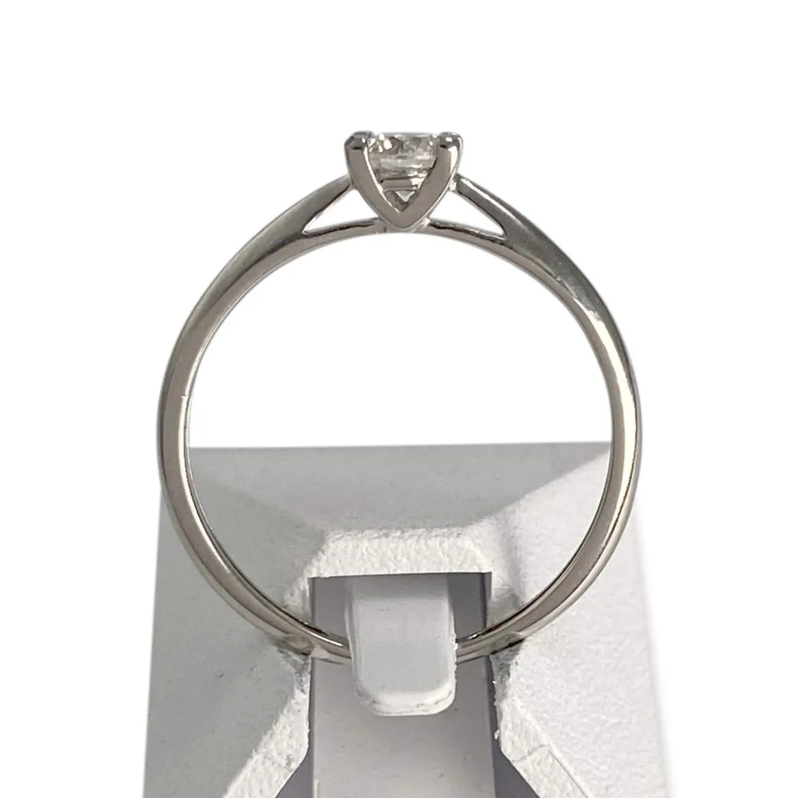 Bague d'occasion or 750 blanc diamant