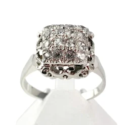 Bague d'occasion or 750 blanc pierres synthétiques