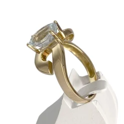 Bague d'occasion or 750 jaune aigue marine