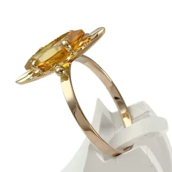 Bague d'occasion or 750 jaune corindon synthetique