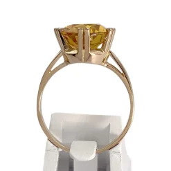 Bague d'occasion or 750 jaune corindon synthétique