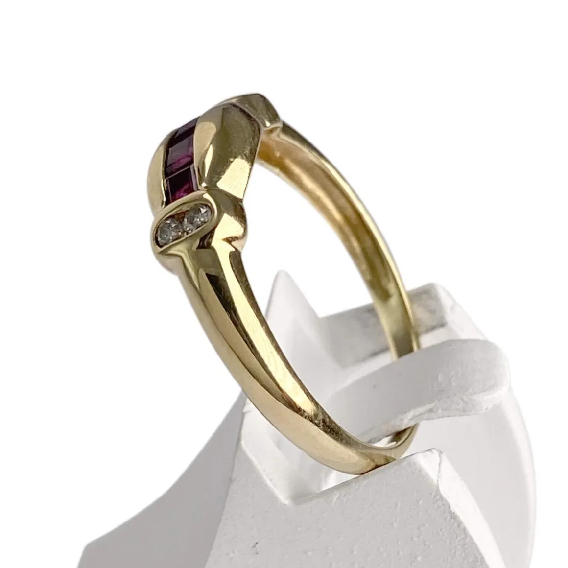 Bague d'occasion or 750 jaune diamants et rubis