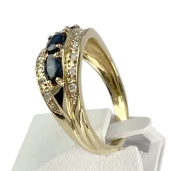 Bague d'occasion or 750 jaune diamants, saphirs