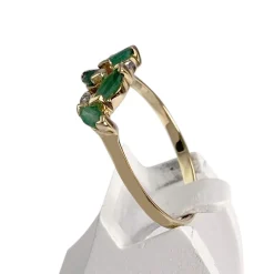 Bague d'occasion  or 750 2 tons émeraudes diamants