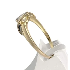 Bague d'occasion  or 750 zirconia