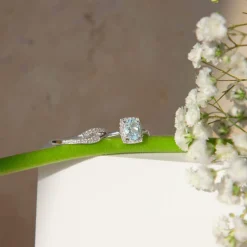 Bague or 375 blanc aigue-marine ovale et diamants