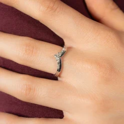 Bague or 750 blanc diamants