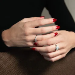 Bague or 750 blanc diamants synthétiques 0,46 carat