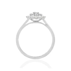 Bague or blanc 750, diamants total 50/100e de carat.