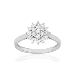 Bague or blanc 750, diamants total 50/100e de carat.
