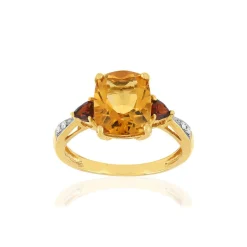 Bague or jaune 375, citrine, grenats, diamants.