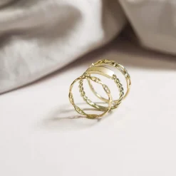 Bague or jaune 375, 1 diamant.