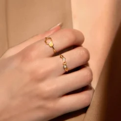 Bague or 375 jaune motif nids d'abeilles