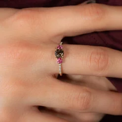 Bague or 375 jaune pierres fines et diamants