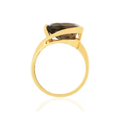 Bague or jaune 750, 1 quartz fumé 4,66 carats.