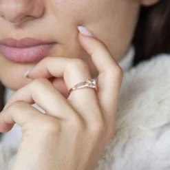 Bague or 375 rose morganite carrée et diamants
