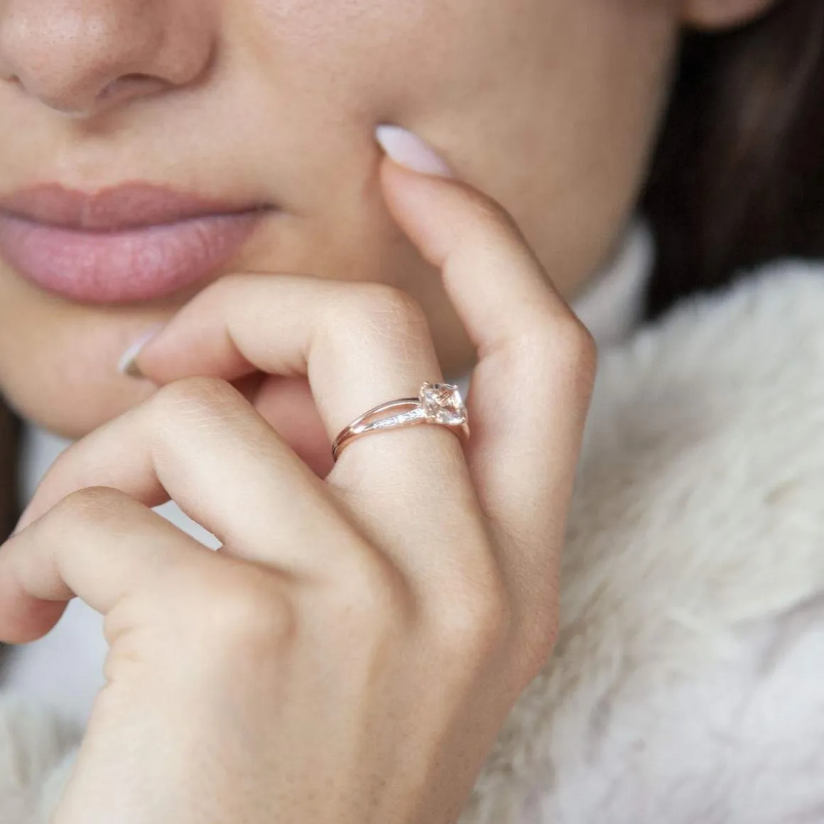 Bague or 375 rose morganite carrée et diamants