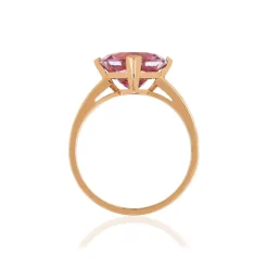 Bague or rose 750, 1 topaze rose traitée de 5 carats.