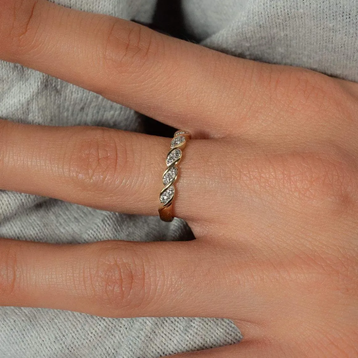 Bague or 750 2 tons diamants