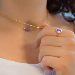 Bague or 375 2 tons fleur améthyste ovale et zirconias