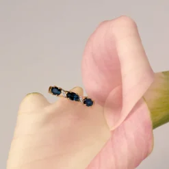 Bague or 375 2 tons saphirs ovales et diamants