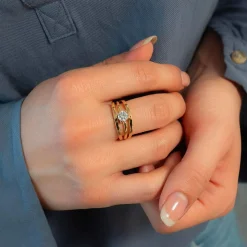 Bague plaqué or jaune et ziconias