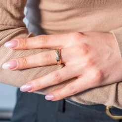 Bague plaqué or jaune zirconias blancs