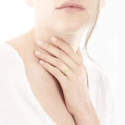 Bague plaqué or trio zirconias