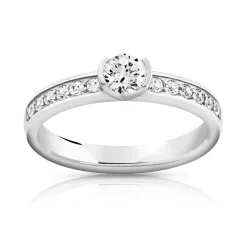 Bague solitaire or 750 blanc diamant 50/100e de carat