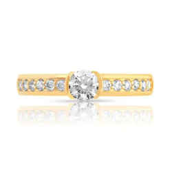 Bague solitaire or 750 jaune diamant 50/100e de carat