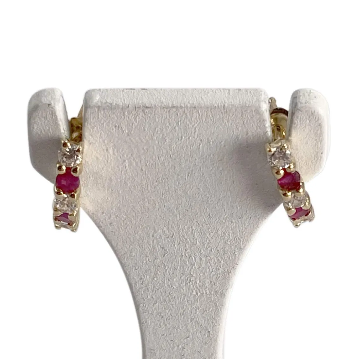 Boucles d'oreilles d'occasion or 750 jaunezirconias rubis