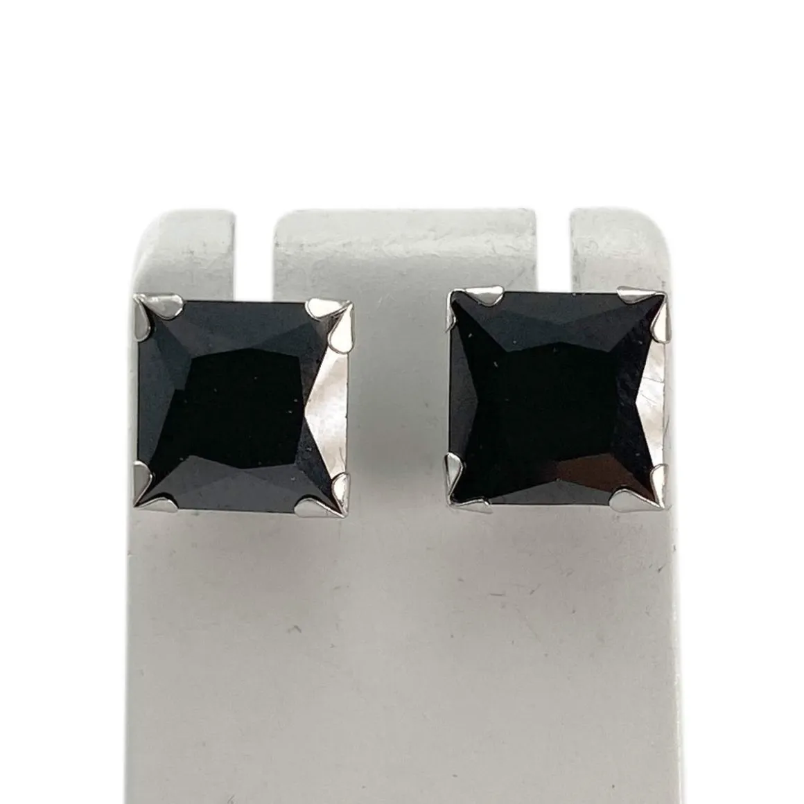 Boucles d'oreilles d'occasion or 375 blanc pierres synthétiques