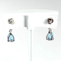 Boucles d'oreilles d'occasion or 750 blanc diamants et topazes
