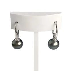Boucles d'oreilles d'occasion or 750 blanc perle de tahiti diamant