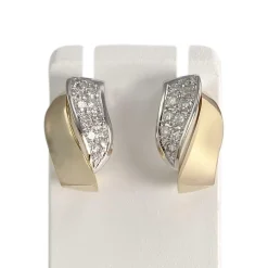 Boucles d'oreilles d'occasion  2 ors 750 diamants